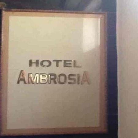Hotel Ambrosia Kalyan Exterior photo